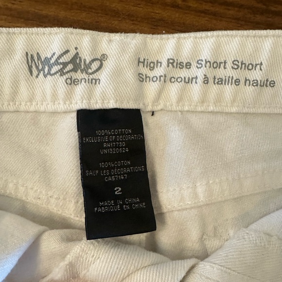 Mossimo High Rise Shorts - Picture 3 of 8